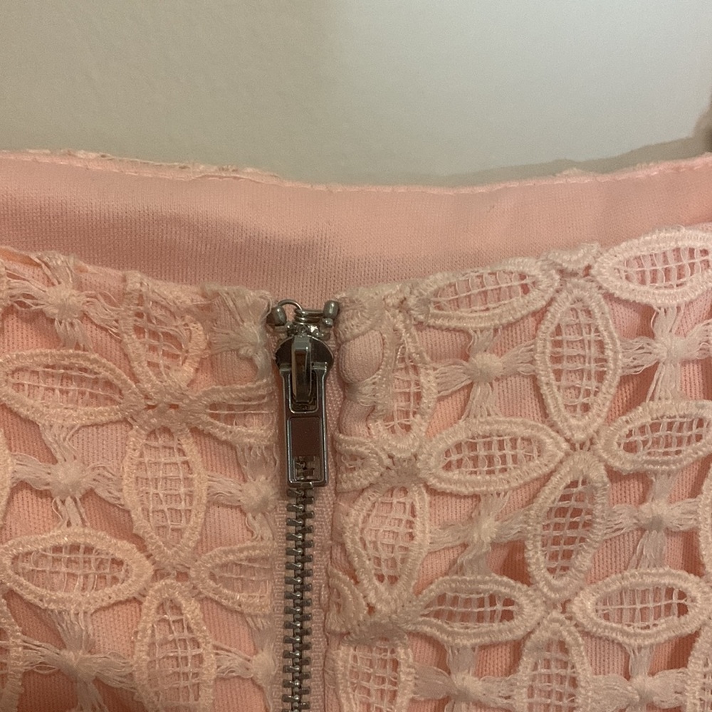 dress - Picture 4 of 8